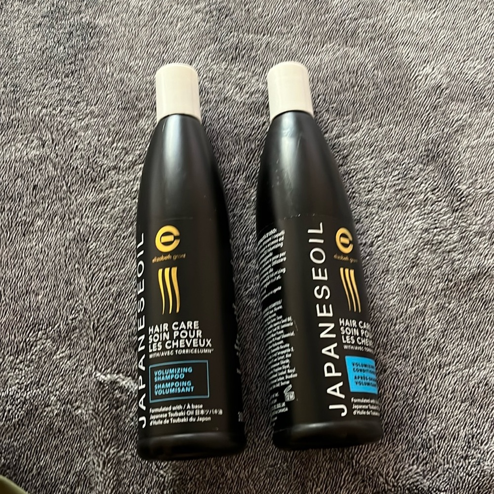 Elizabeth Grant hair cate volumizing shampoo and conditioner  sealed Japaneseoil